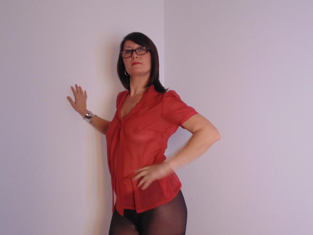 LisaDesire - Live porn &amp; sex cam - 2463905