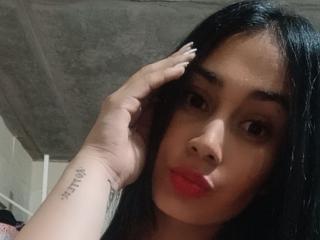 EmaRelling - Live sex cam - 24645381