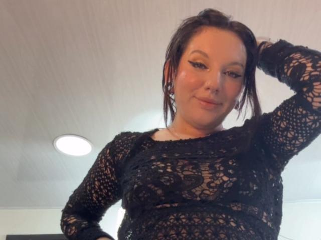 HollyHaze - Live Sex Cam - 24647133