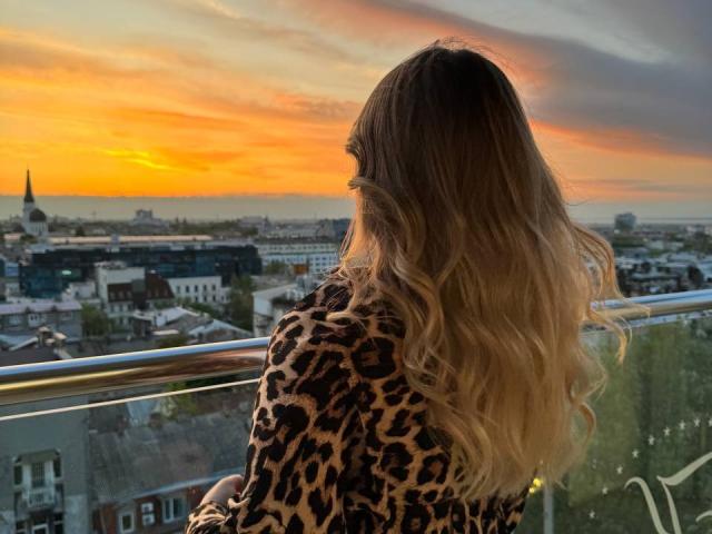 AlisaRiden - Live sex cam - 24653589