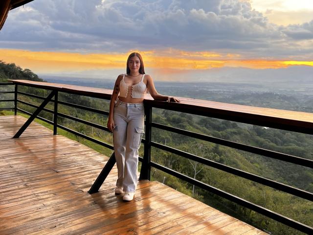 SharonKlart - Porno na żywo i seks kamera - 24653701