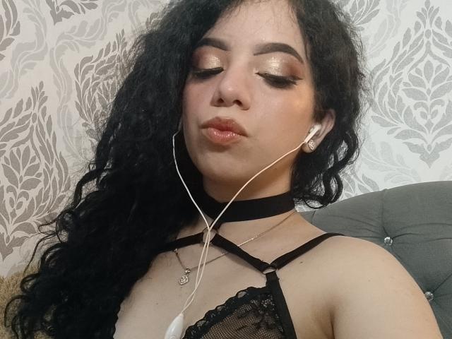 EmmaCowperr - Live porn &amp; sex cam - 24653925