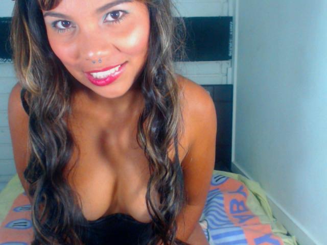 NaughtyCrazy - Live porn &amp; sex cam - 2465393