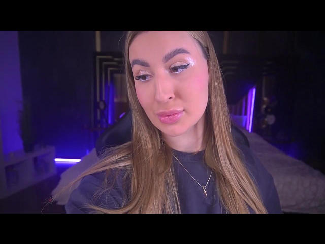 LiaBrazzerr - Sexe cam en vivo - 24655333