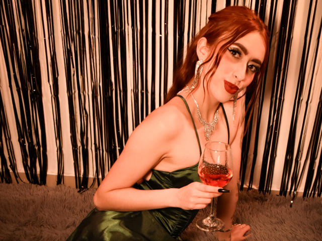 BelleWhatson - Live Sex Cam - 24656461