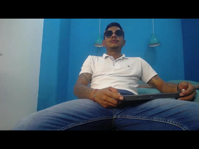 SamSexy69 - Sexe cam en vivo - 24657833