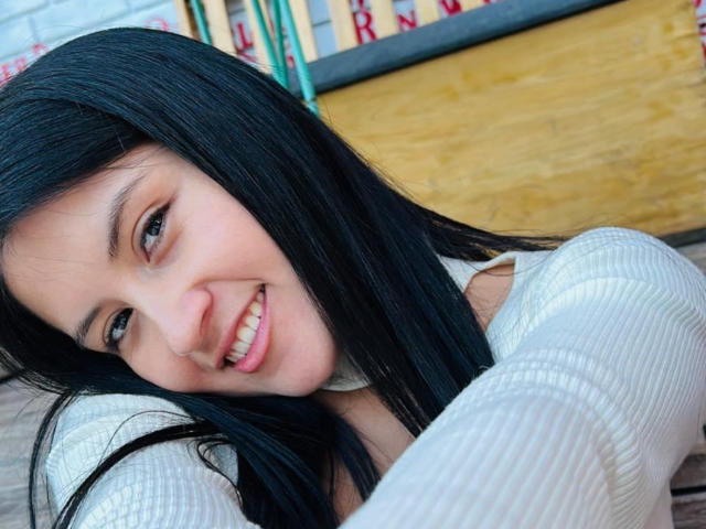 AmelieMuller - Live porn &amp; sex cam - 24662445