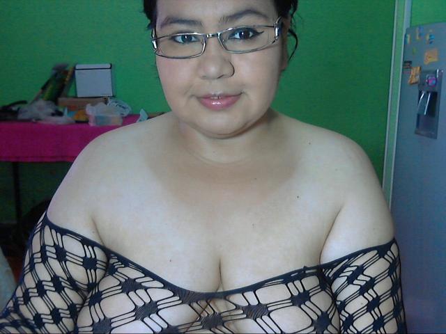 HotBustyMelissa - Sexe cam en vivo - 2466414