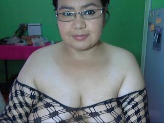 HotBustyMelissa - online chat xXx with a curvy woman Lady over 35 