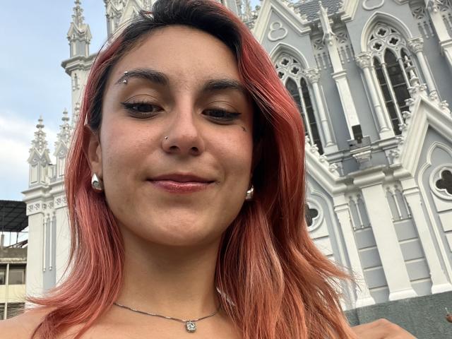 AmyStreetwise69 - Live sex cam - 24664497