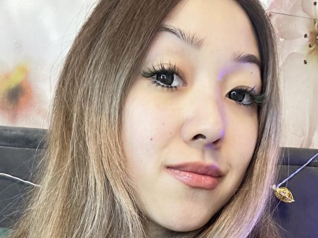 RenyLime - Live sex cam - 24664933