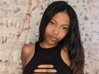 LindaSanchezL - Live porn &amp; sex cam - 24665689