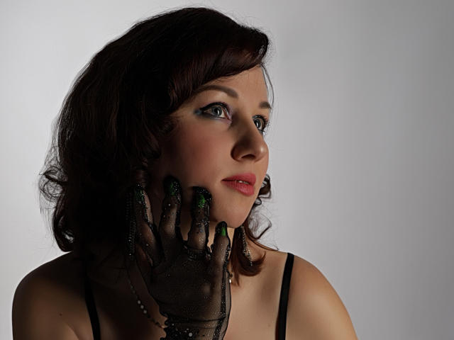 MirandaBrooks - Live porn &amp; sex cam - 24666381