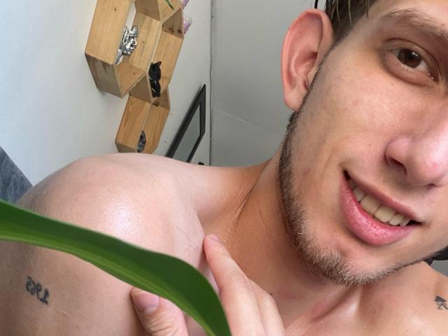 DennyHotX - Live sex cam - 24667245