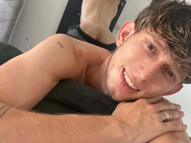 DennyHotX - Live sex cam - 24667397