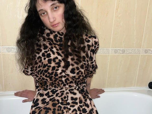 Millinia - Live sex cam - 24667577