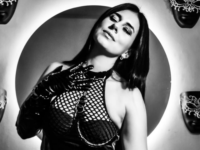 MaddySmit - Live porn &amp; sex cam - 24673473