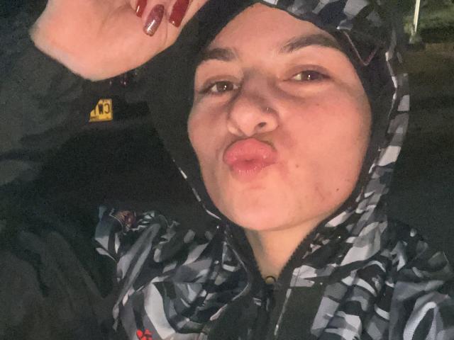 AtheneaRossi - Porno na żywo i seks kamera - 24673729