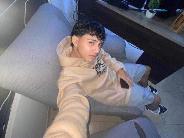 DeividConnor - Live sexe cam - 24675153