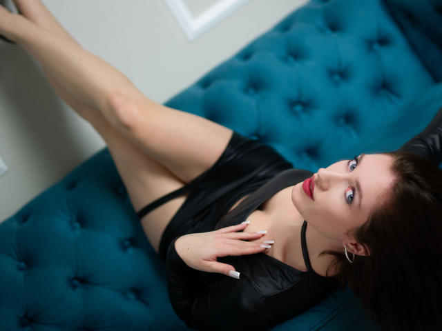 AlissaFlowers - Live porn &amp; sex cam - 24679609