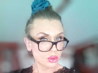 LilianaShe - Live sex cam - 24679629