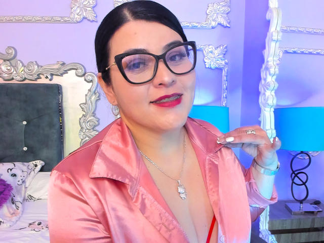 MiaValmont - Live sex cam - 24682361