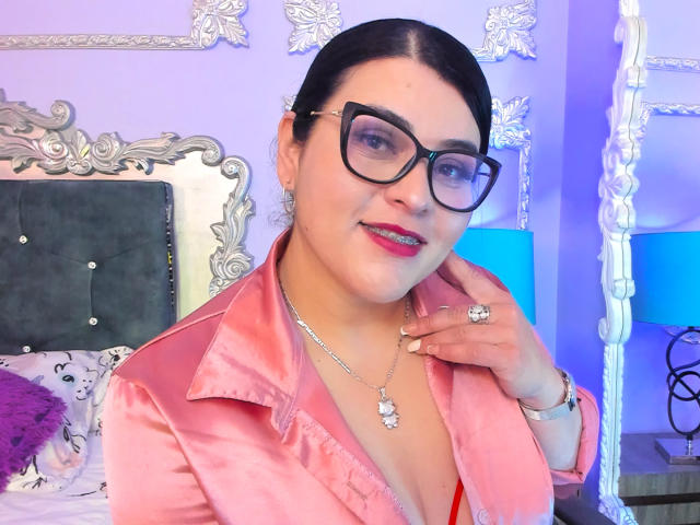 MiaValmont - Live sex cam - 24682365