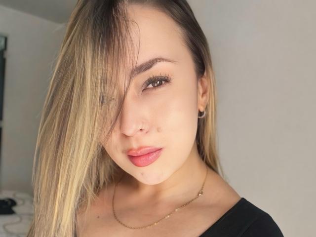 AlinaSmiith - Live sex cam - 24692157