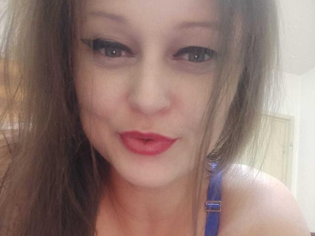 KissAndTits - Camera khiêu dâm &amp; quyến rũ trực tiếp - 24692789