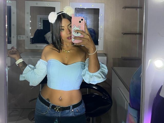 Amberv - Live porn &amp; sex cam - 24693537