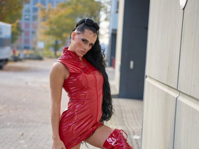 GianinaTs-hot - Live sexe cam - 24693605