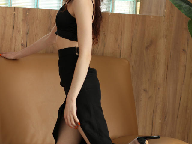 AdrianeWalter - Live porno og sexkamera - 24696889