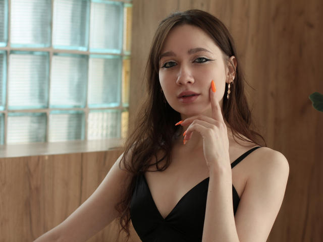 AdrianeWalter - Live sexe cam - 24696917