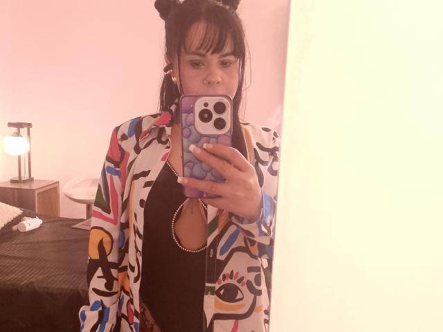 NicollMoreau - Live sex cam - 24697573