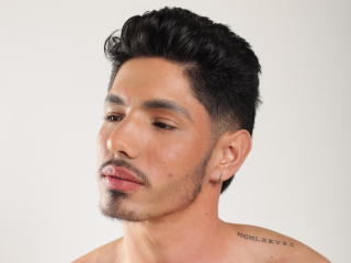 FabrizzioHot - Sexe cam en vivo - 24700497