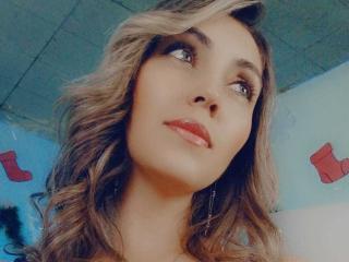 AnnySweety69 - Live sex cam - 24702009