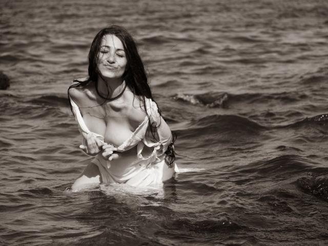 GinaONeon - Live sex cam - 24703949