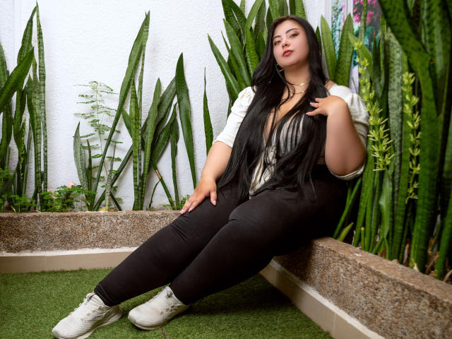 TalyssaMorel - Live Sex Cam - 24706369