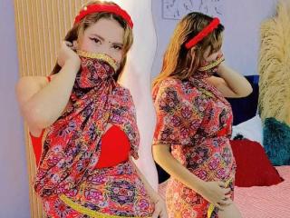 AnaishaKaur - Live Sex Cam - 24707677