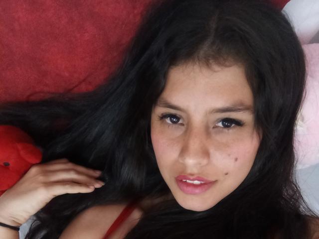 MadissonFontaine - Live sex cam - 24714257