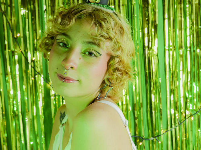 EmilyAllen - Live porn &amp; sex cam - 24715141