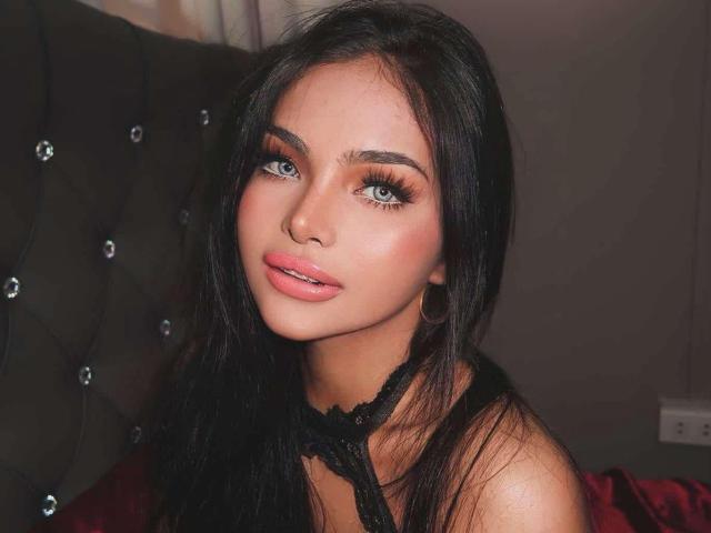 SexyAdrianaQueenTS - Live sexe cam - 24718541