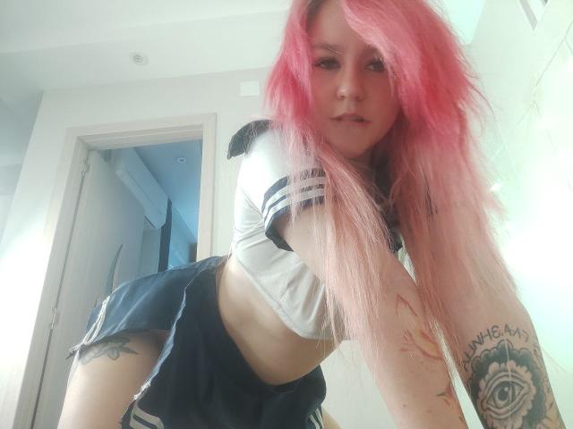 WhiteKrol - Live Sex Cam - 24721533