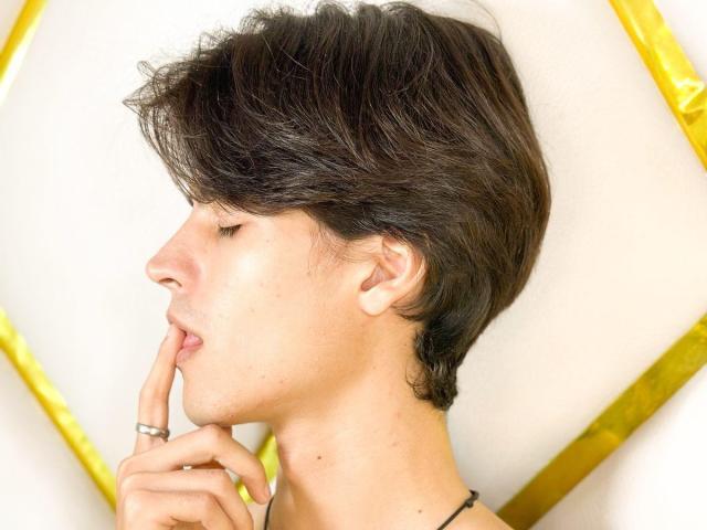 TylerMulber - Live Sex Cam - 24723289