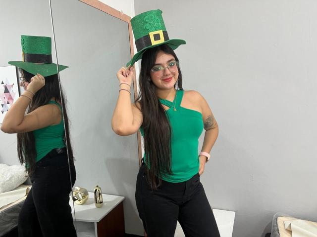VictoriaSaens - Sexe cam en vivo - 24732421