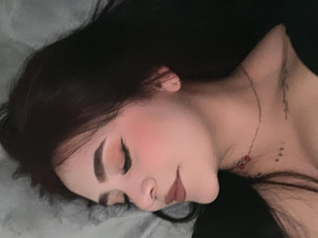 BlairrHodes - Sexe cam en vivo - 24732685