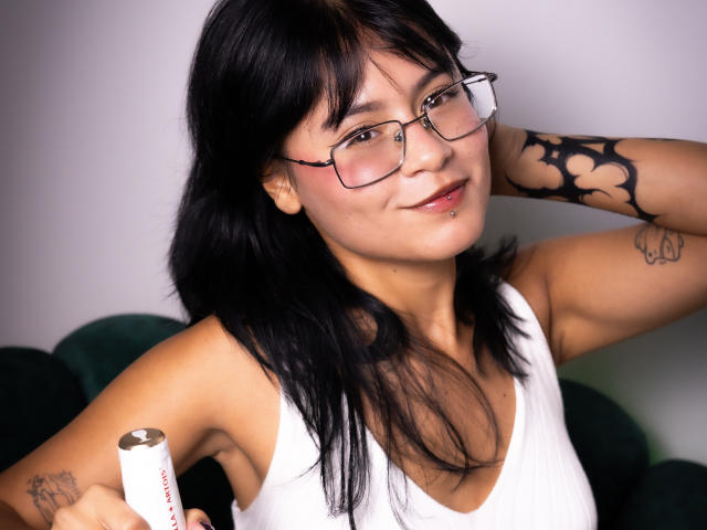 ElizabethRoux - Live sex cam - 24734937