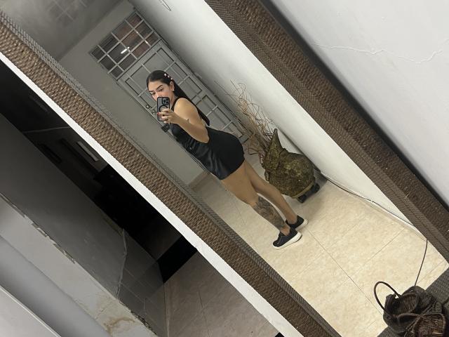 SharonKlart - Live porn &amp; sex cam - 24737353