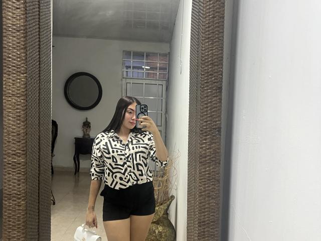 SharonKlart - Live porn &amp; sex cam - 24737385