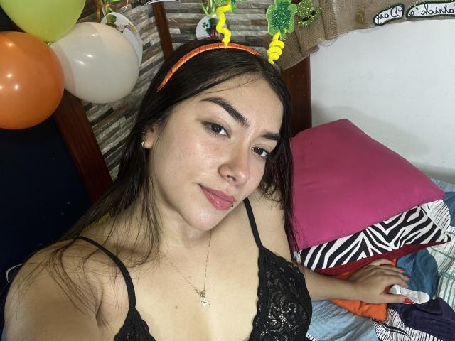 SharonKlart - Live sexe cam - 24737609